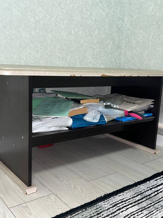 Журнальный столик