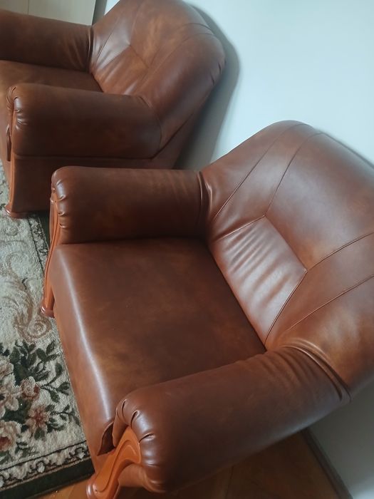 Vand 2 fotolii din piele extensibile
