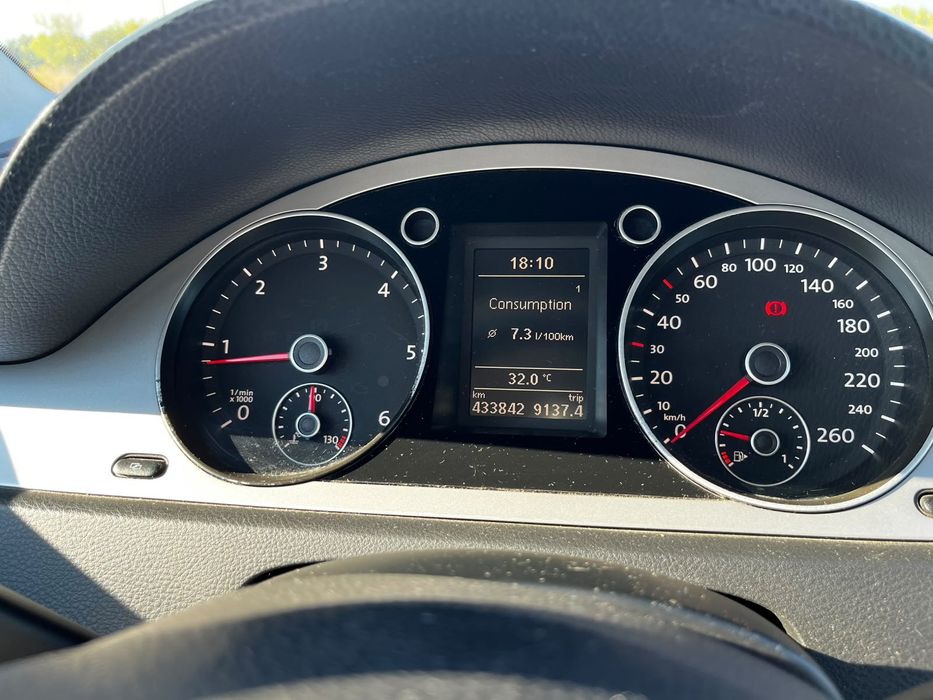 Vând passat b6 2010