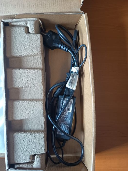 Acer Aspire 3 Ryzen 5 / 16GB / SSD – ca nou, garanție