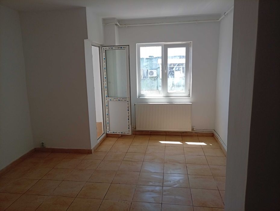 Vand Apartament 2 Camere Filiasi Zona Centrala Semidecomandat 60mp