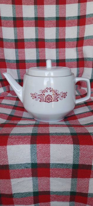 Чайник и латиера