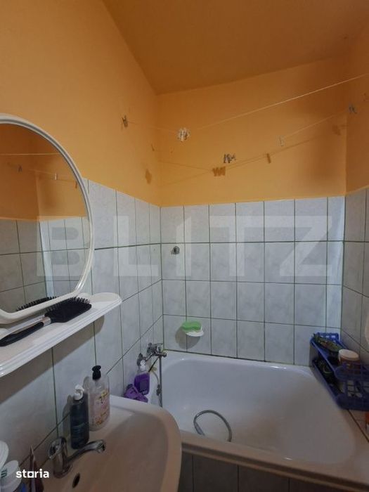Apartament cu o camera, de vanzare