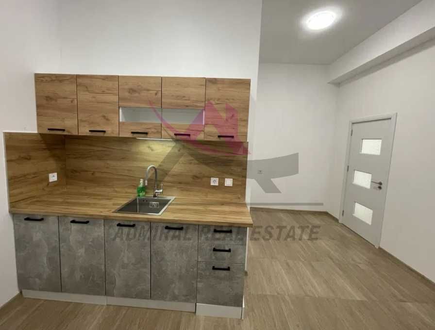 Дава се под наем Магазин в Варна, Галата - 125 кв.м за 1000 € - Снимка #1