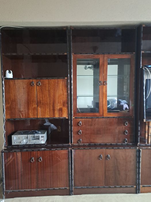 Biblioteca sufragerie