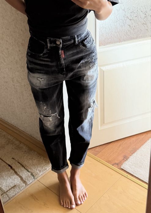 Оригинални дамски дънки Dsquared2