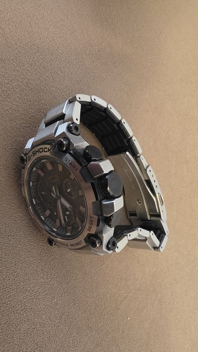 Продавам Casino G-Shock MTG-B3000D