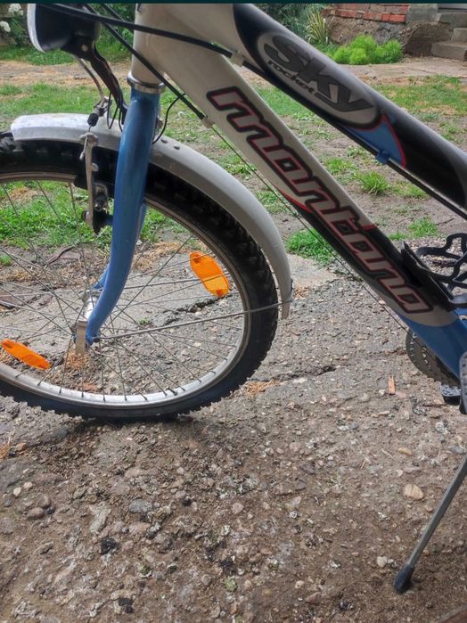 Bicicletă montana