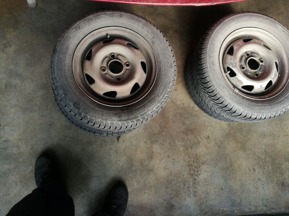 продавам джанти ,гуми 13,14,15цола,за пежо,ситроен,форд,ауди