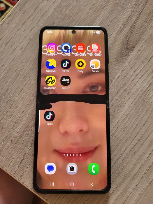 Samsung Zet flip 3 ,б/у