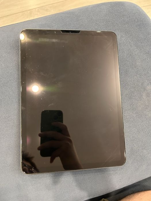 Ipad air 4 64 gig