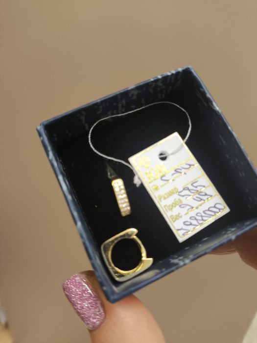Золотые серьги продажа