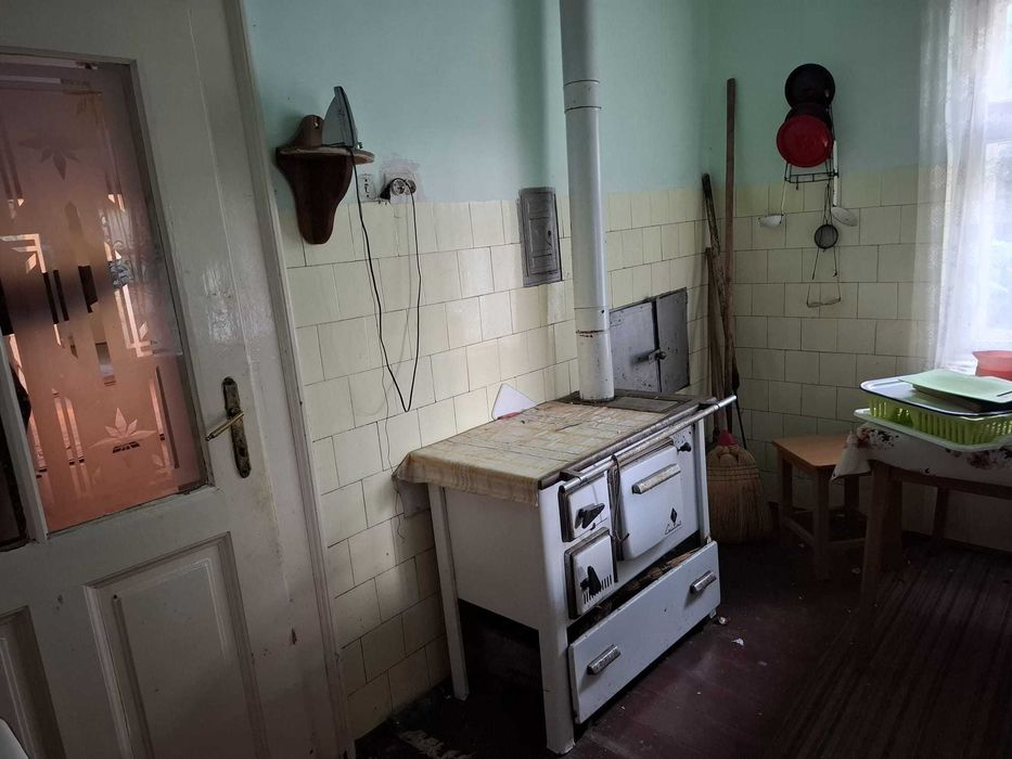 Casă 4 camere, 1073 mp teren, utilități – Nădlac