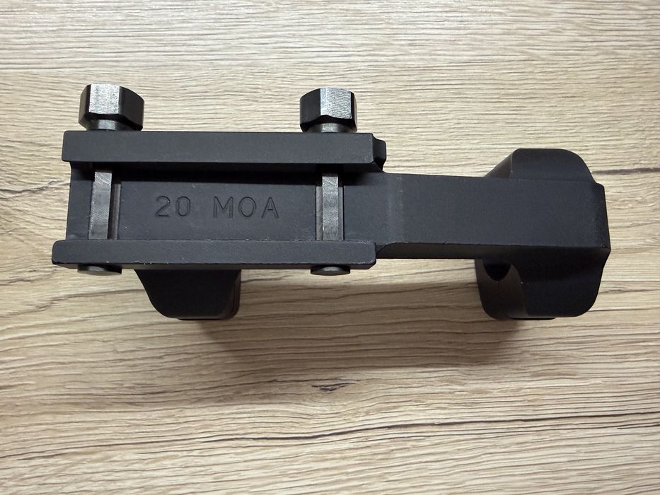 Монтаж за оптика 20мм пикатини релса