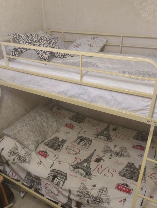 Двухъярусная кровать