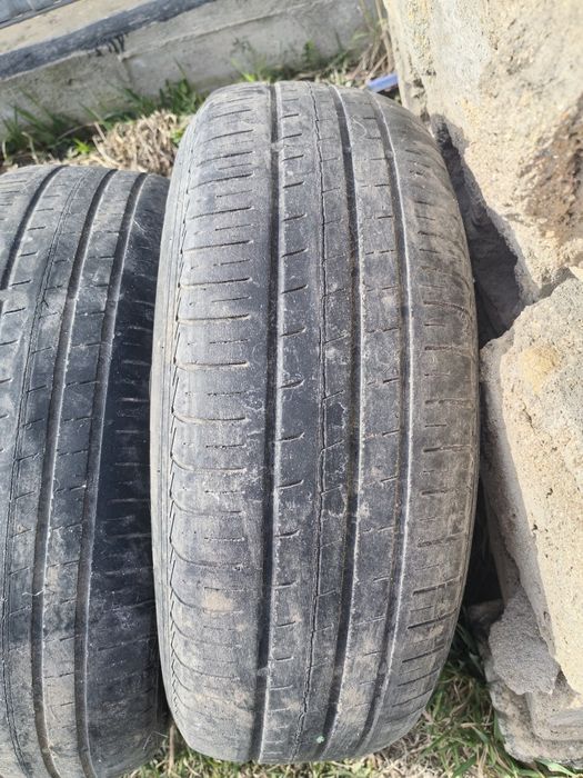 Покрышки с Ауди состояние среднее