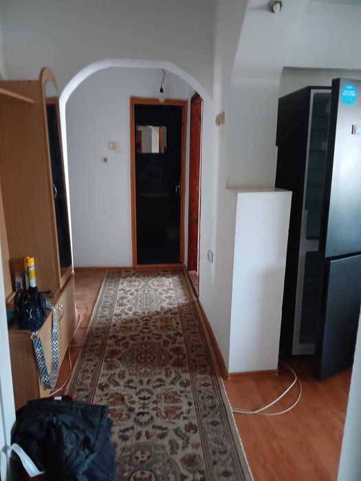 Vând apartament cu 2 camere