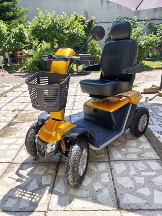 Scuter electric persoane handicap dizabilitati batrani moped Pride