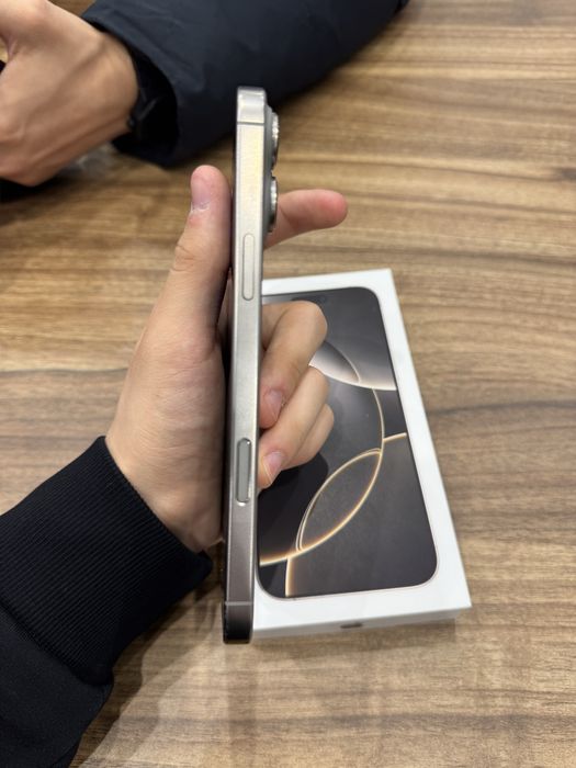 Айфон 16 про макс 93 акум 256 гиг