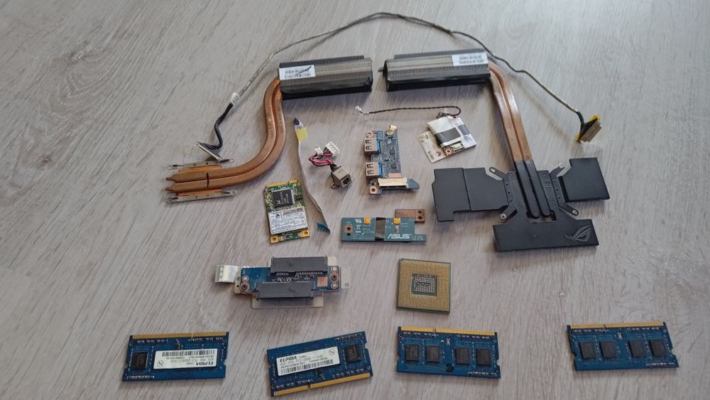 Vand piese Laptop Asus G75VW