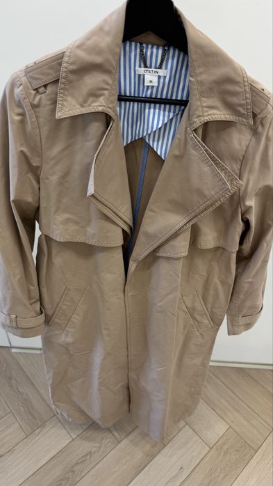 Продаю весенний плащ и куртку