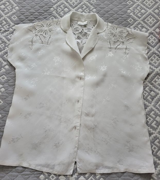Белые женские рубашки р.48