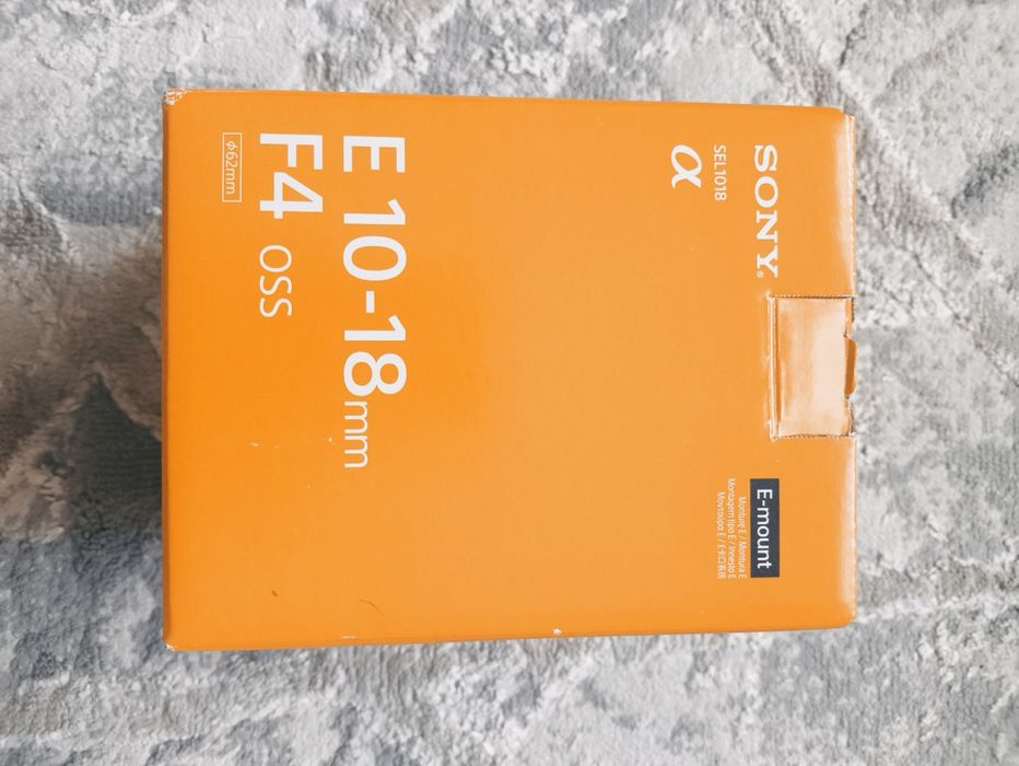 Объектив Sony E 10-18mm F4 OSS