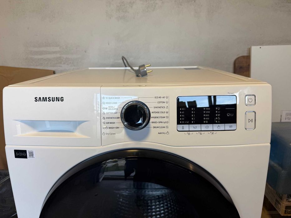 Masina de spalat Samsung cu uscator