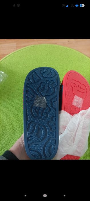 Papuci Dedoles, noi, 38