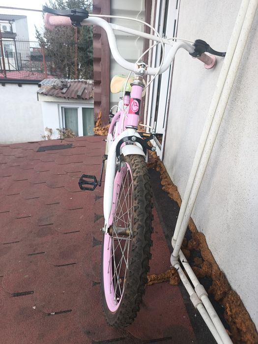 Bună ziua vreau sa vând aceasta bicicleta