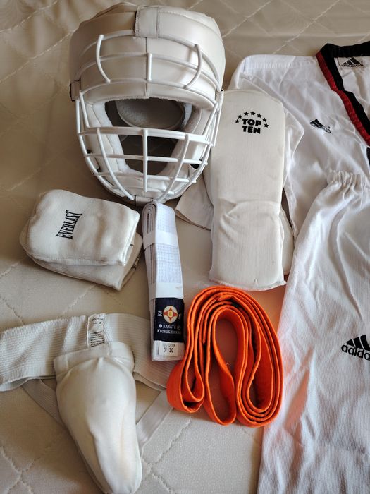 Продам кимоно для ребенка