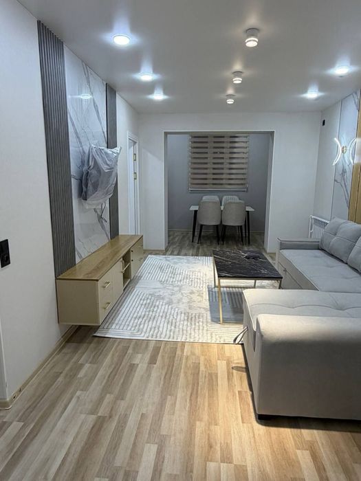 х Площадь:54м2 Чиланзар 23 квартал 2в3/5/5 Балкон:2х6,Орт.Книжный