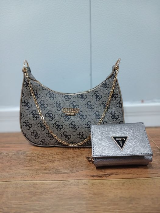 Дамски чанти/дамски портмонета/мъжки портмонета