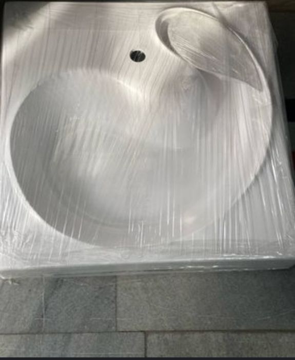 Kirmoshina ustiga Rakvina 696 000