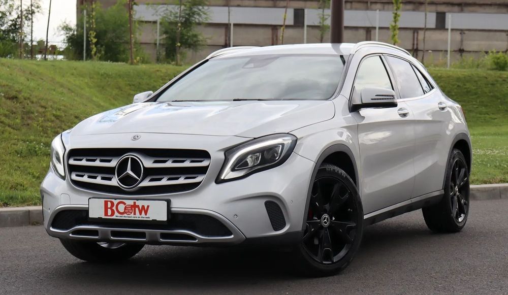 Mercedes-Benz GLA 2018 / Facelift / 4 Matic / 177 CP / Camera / Incalzire/Full LED