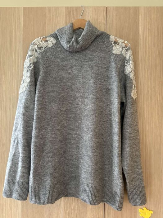 Нов пуловер Mohito M,