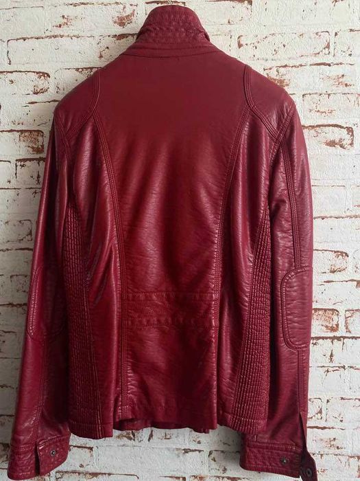 продам женскую куртку