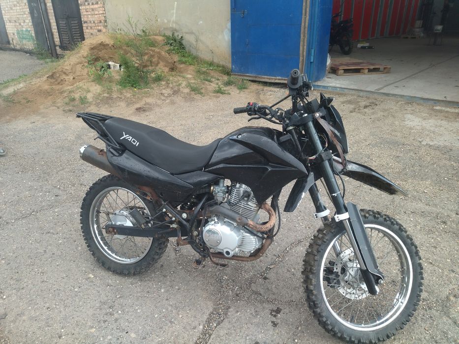 Продам мотоцикл 200 кубов