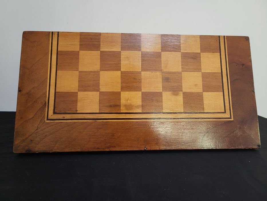 #4 Стар голям дървен шах