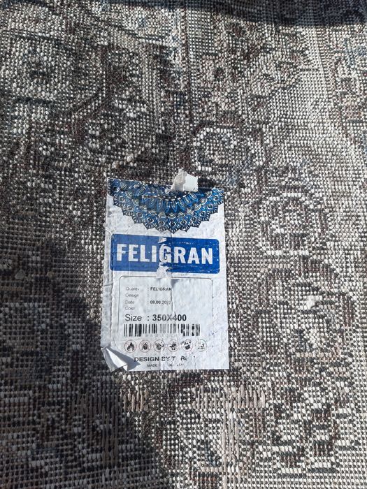 Sifatli gilam sotiladi