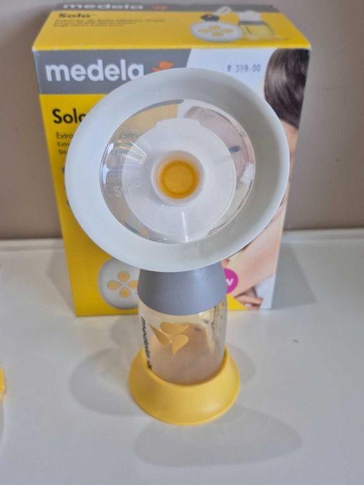 Единична двуфазна електрическа помпа за кърма с шише и фуния Medela Solo