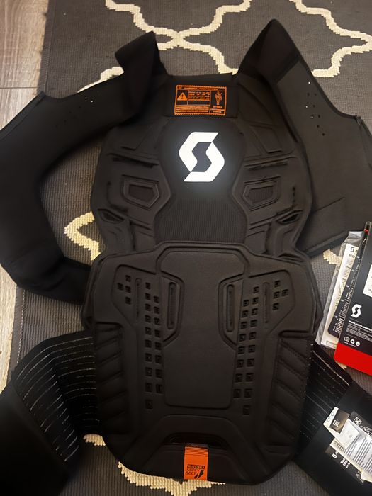 Protectie coloana Scott Armor All in one D30