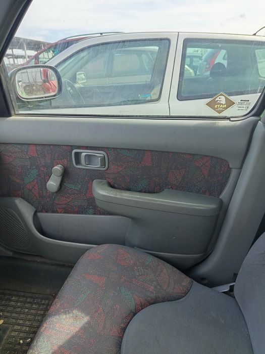 Нисан Микра 1.0 54 кс 1999г на части