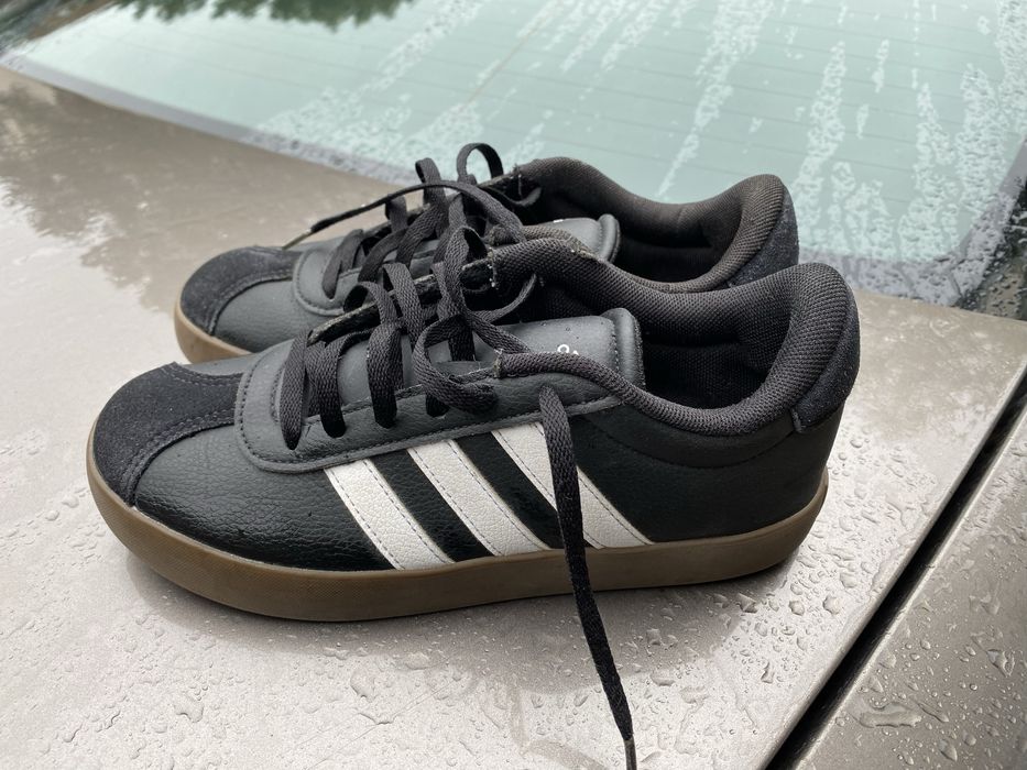 Adidas Детски обувки номер 37