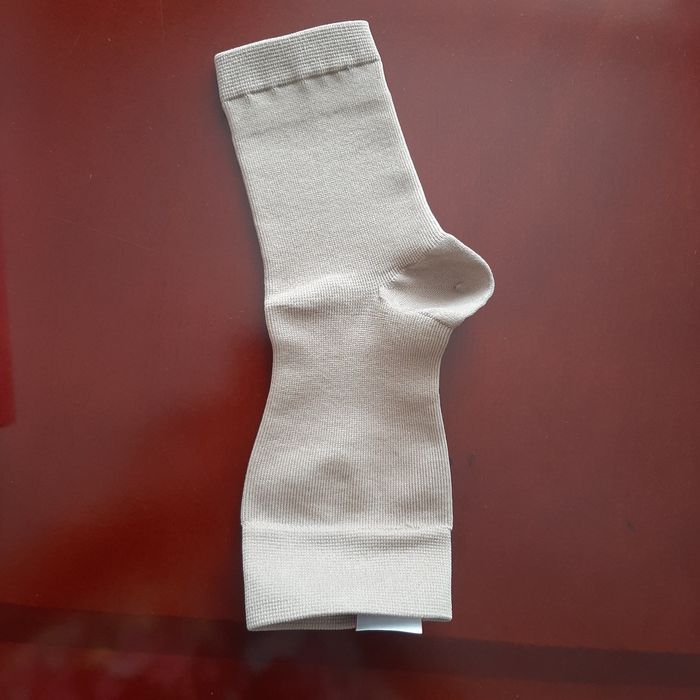 Бандаж голеностопный