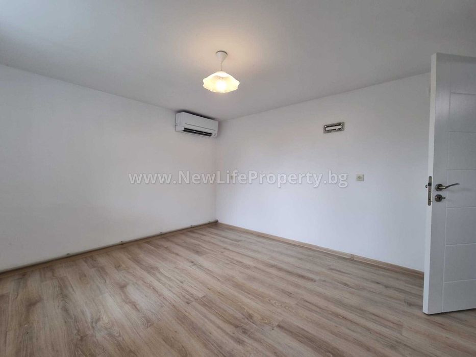 Продава се Къща в с. Дюлево, Област Бургас - 180 кв.м за 383 €/кв.м - Снимка #4
