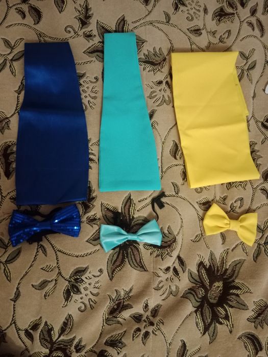 Продам пояс и бабочку для утренников в детский сад