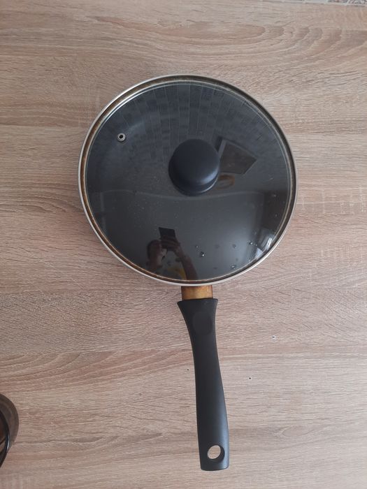 Продам сковороду