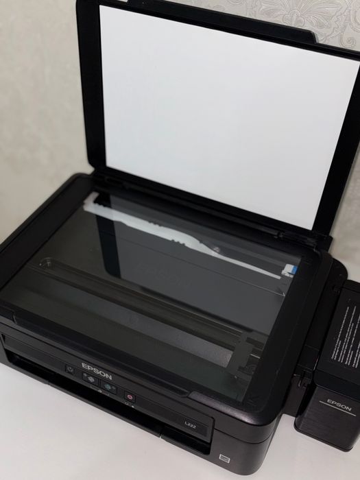 Продам МФУ Epson L222 (б/у)