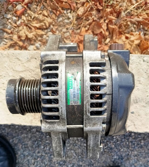 Toyota 40 генератор